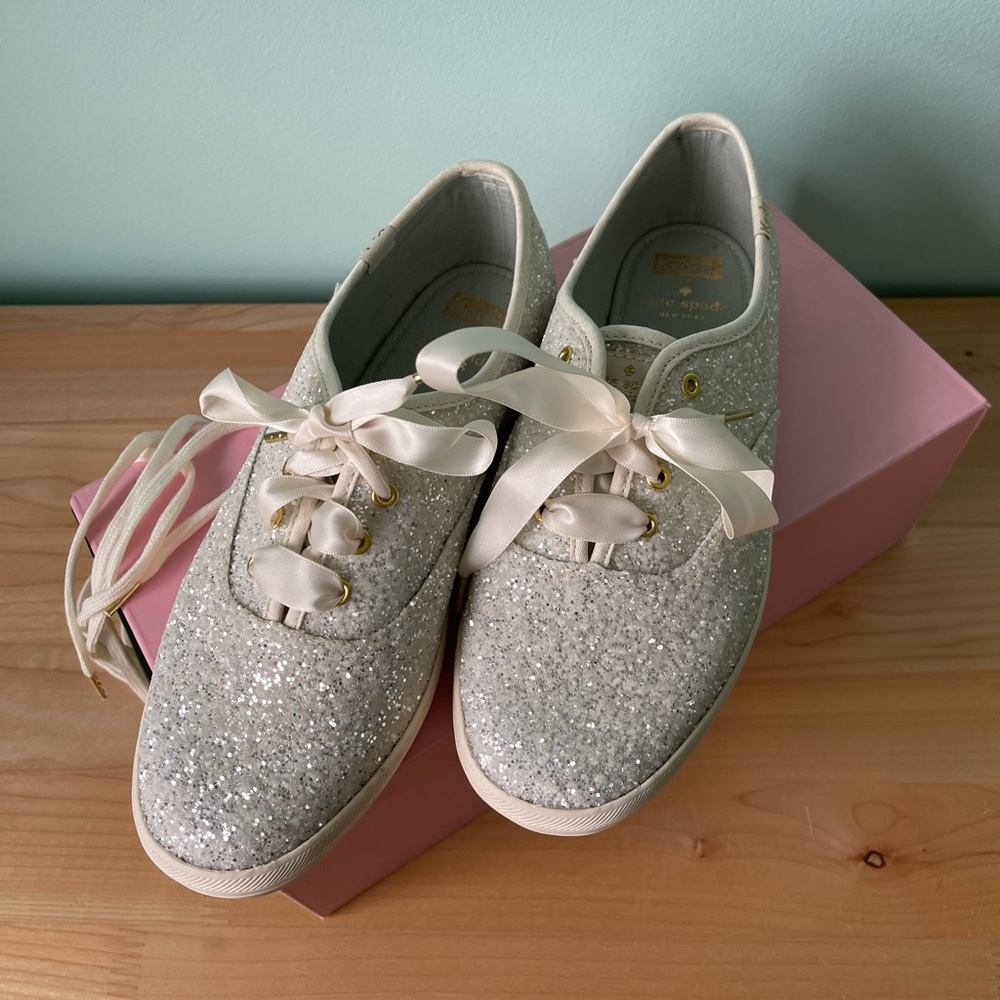 NEW Kate Spade Keds Size 7.5 Wide